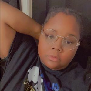 Meet your Posher, Star